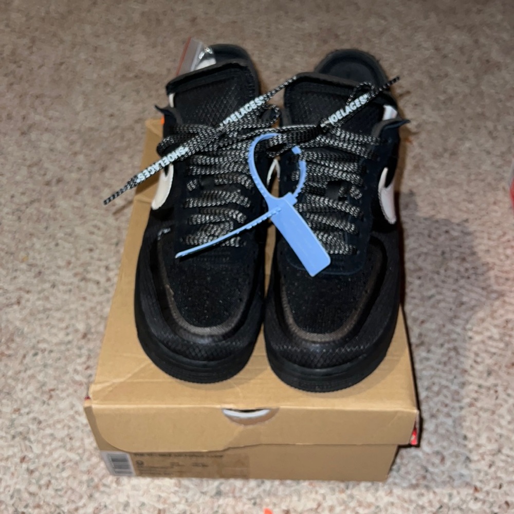 Off-White Air Force 1 Black